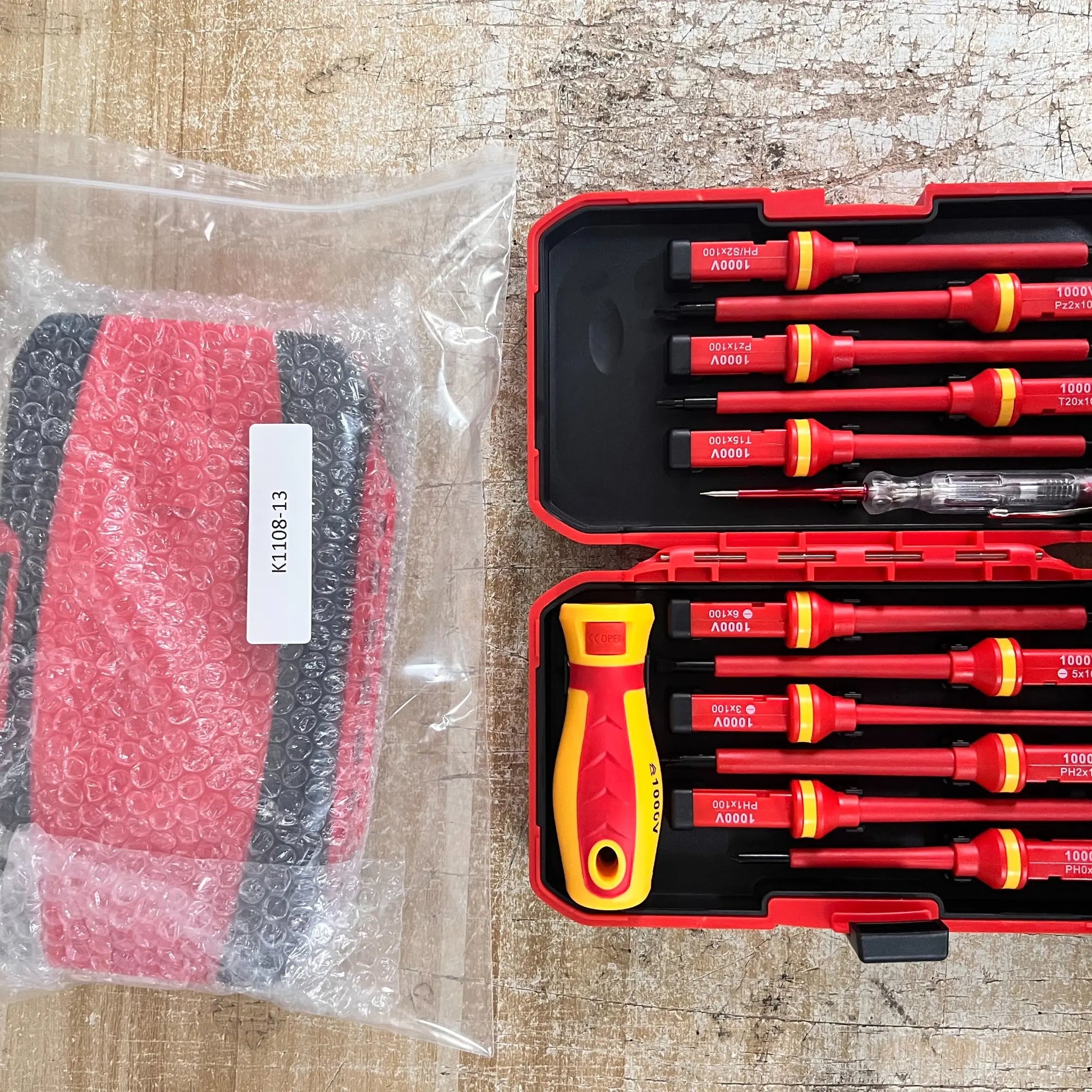 Professional Insulated Screwdriver Set with Durable Handles and Magnetic Tips, Compact Storage for Electrician Tools, High-Quality Electrical Maintenance Kit